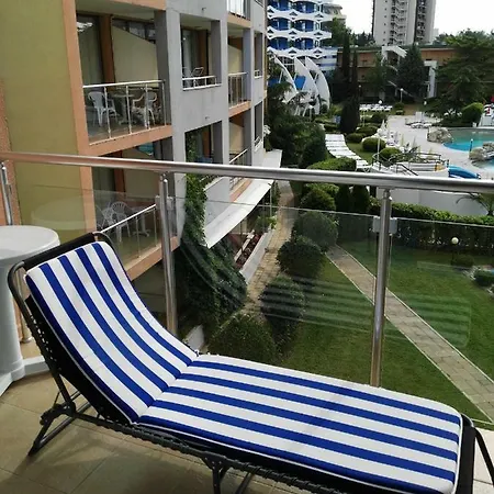 Konstantin In Trakia Plaza