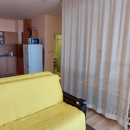 Konstantin In Trakia Plaza